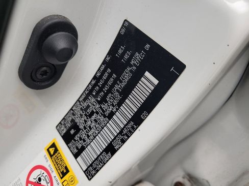 Used 2019 Toyota Highlander LE image 33