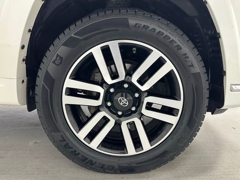 Used 2020 Toyota 4Runner Limited AWD/4WD image 59