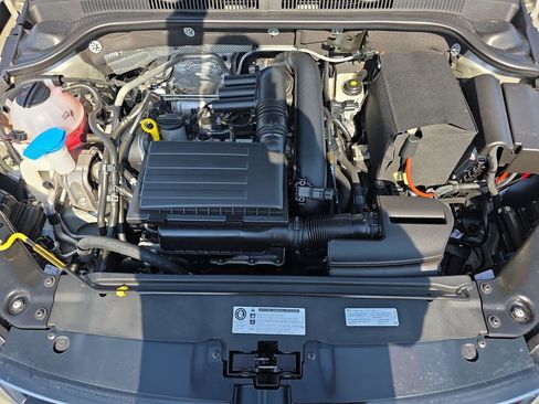 Used 2016 Volkswagen Jetta SE FWD image 13