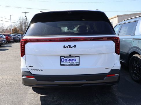 New 2026 Kia Carnival SX Prestige FWD image 7