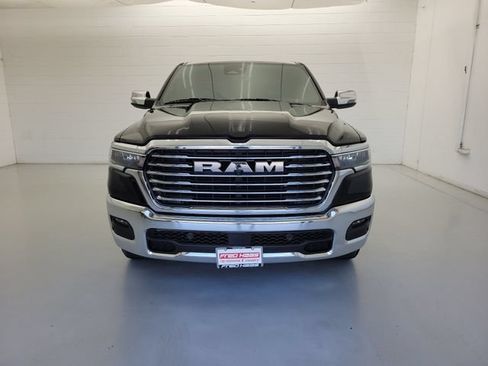 Used 2025 RAM 1500 Laramie AWD/4WD image 3