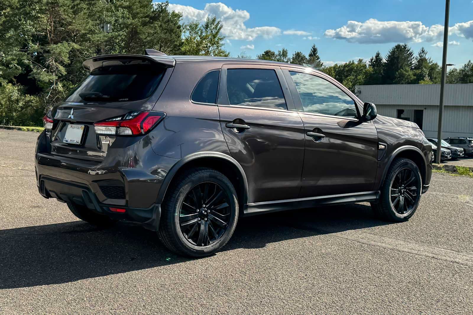 Used 2021 Mitsubishi Outlander Sport LE AWD/4WD image 3
