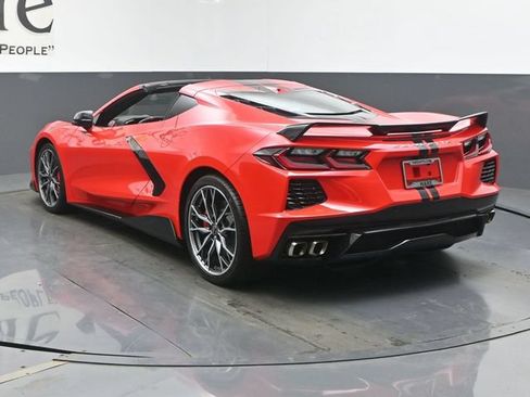 Used 2023 Chevrolet Corvette Stingray Preferred Cpe w/ Z51 Performance Package RWD image 38