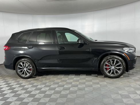 Used 2022 BMW X5 M50i AWD/4WD image 28