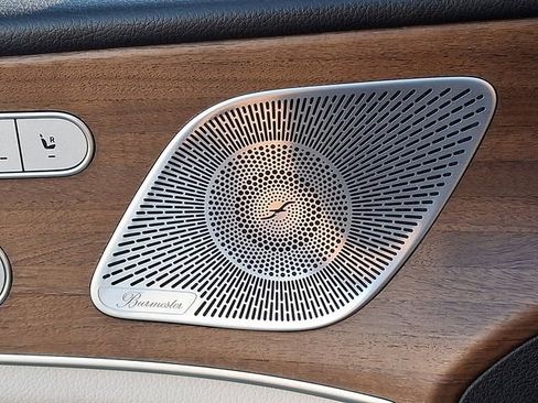 Used 2021 Mercedes-Benz GLS 450 4MATIC image 33