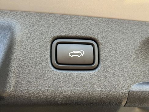 Used 2025 Hyundai Palisade SEL image 17