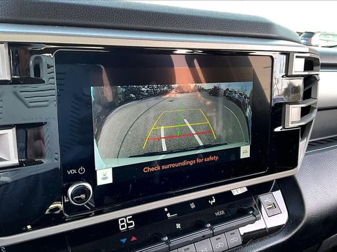 Used 2024 Toyota Tundra SR5 image 27