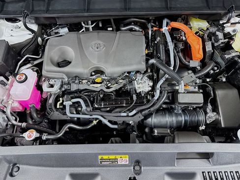 New 2026 Toyota Highlander Platinum image 32