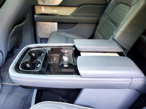 Used 2018 Lincoln Navigator Black Label w/ Cargo Package image 33