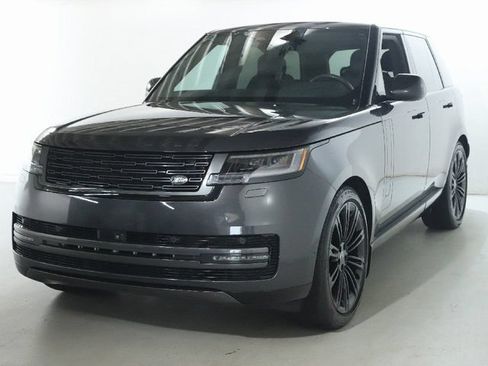 Used 2025 Land Rover Range Rover SE AWD/4WD image 1