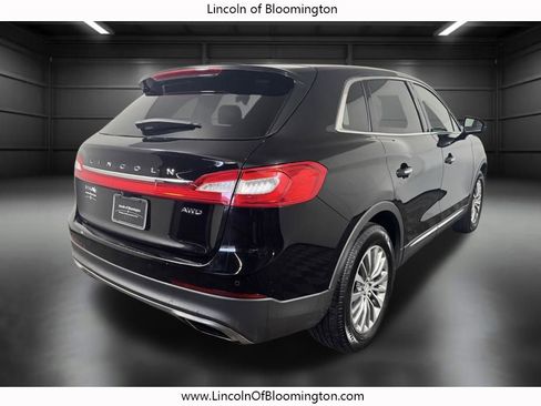 Used 2016 Lincoln MKX Select w/ Select Plus Package AWD/4WD image 6