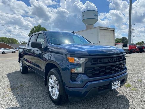 Used 2022 Chevrolet Silverado 1500 Custom RWD image 4