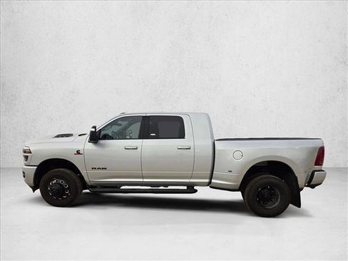 New 2026 RAM 3500 Laramie w/ Night Edition AWD/4WD image 5