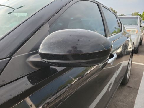Used 2019 Nissan Altima 2.5 S AWD/4WD image 7