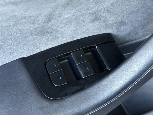 Used 2018 Tesla Model 3 Long Range RWD image 12