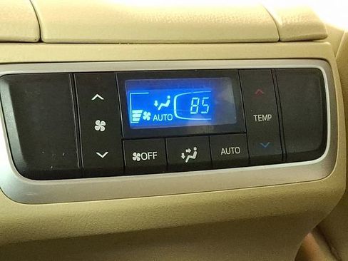 Used 2019 Toyota Highlander XLE image 15