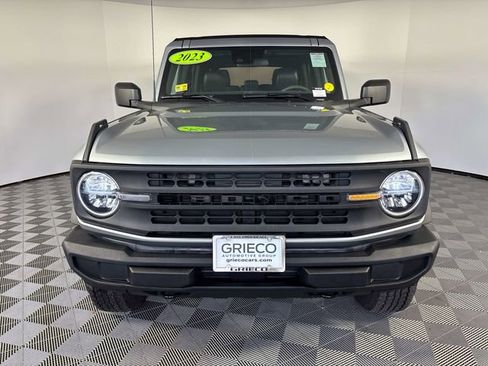 Used 2023 Ford Bronco 4-Door AWD/4WD image 3