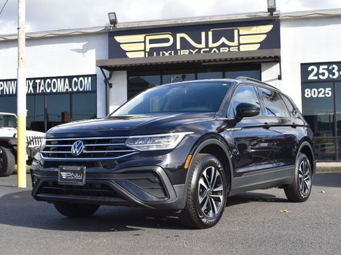 Used 2022 Volkswagen Tiguan S image 5