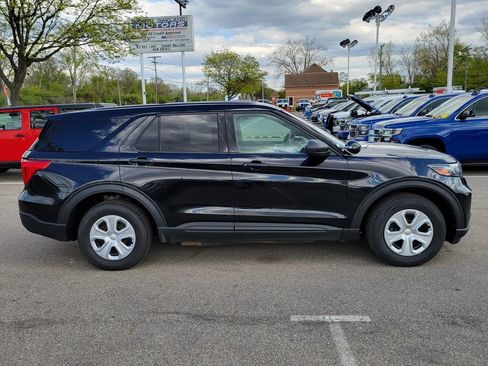 Used 2021 Ford Explorer 4WD Police Interceptor w/ Ultimate Wiring Package image 3