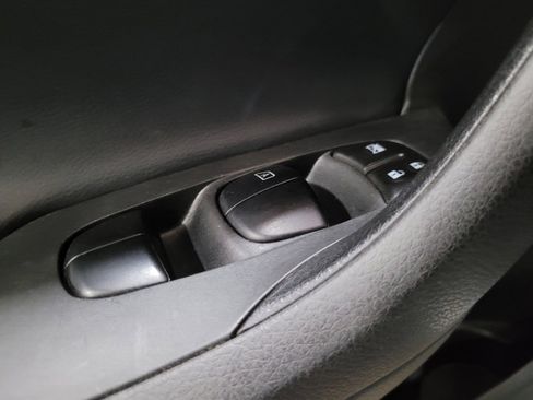 Used 2016 Nissan Altima 2.5 SR image 27