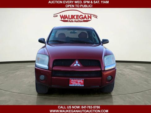 Used 2008 Mitsubishi Raider LS AWD/4WD image 2