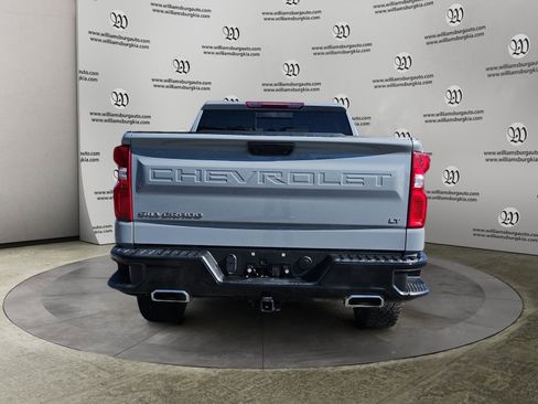 Used 2024 Chevrolet Silverado 1500 LT Trail Boss w/ Convenience Package II AWD/4WD image 4