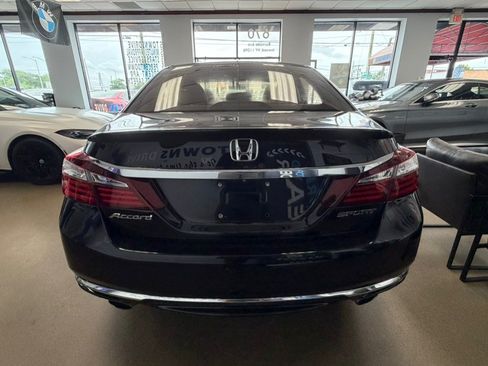 Used 2016 Honda Accord Sport image 8