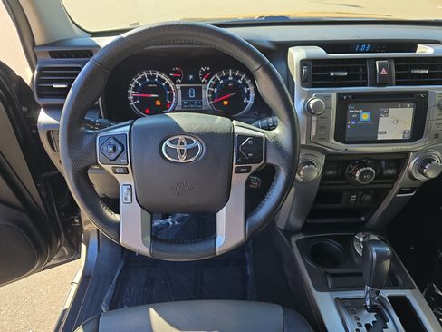Used 2019 Toyota 4Runner SR5 Premium image 15