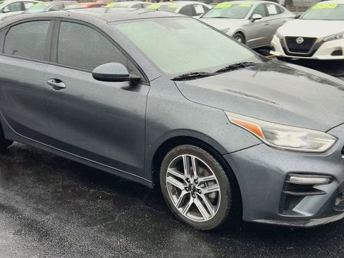 Used 2019 Kia Forte S w/ S Premium Package image 2
