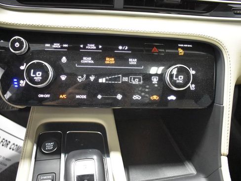 Used 2023 INFINITI QX60 Sensory w/ Cargo Package AWD/4WD image 22