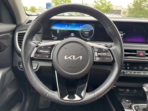 Certified 2024 Kia Seltos EX AWD/4WD image 26