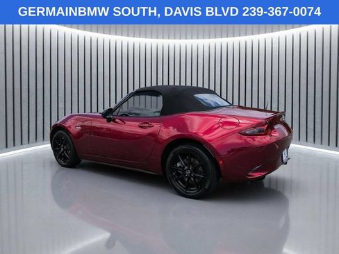 Used 2021 MAZDA MX-5 Miata Sport RWD image 7