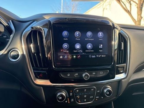 Certified 2021 Chevrolet Traverse LT image 15