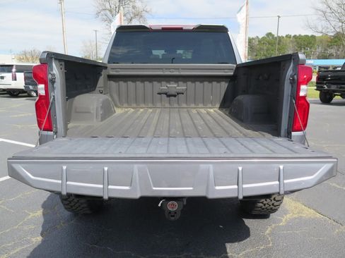 Used 2022 Chevrolet Silverado 1500 RST image 17