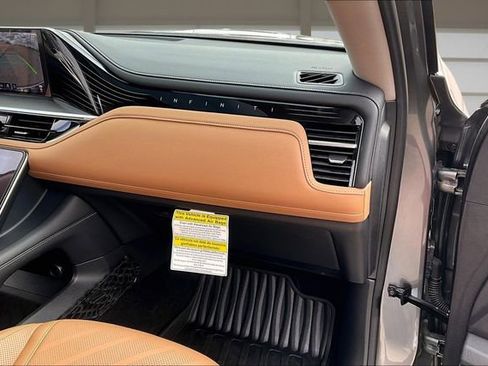 Used 2026 INFINITI QX80 Luxe w/ Cargo Package RWD image 17