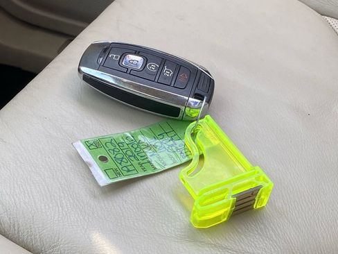 Used 2019 Lincoln MKC Select w/ Select Plus Package image 31