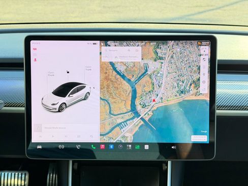Used 2018 Tesla Model 3 Long Range AWD/4WD image 50