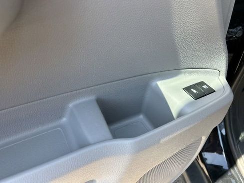 Used 2017 Honda Pilot Touring image 30
