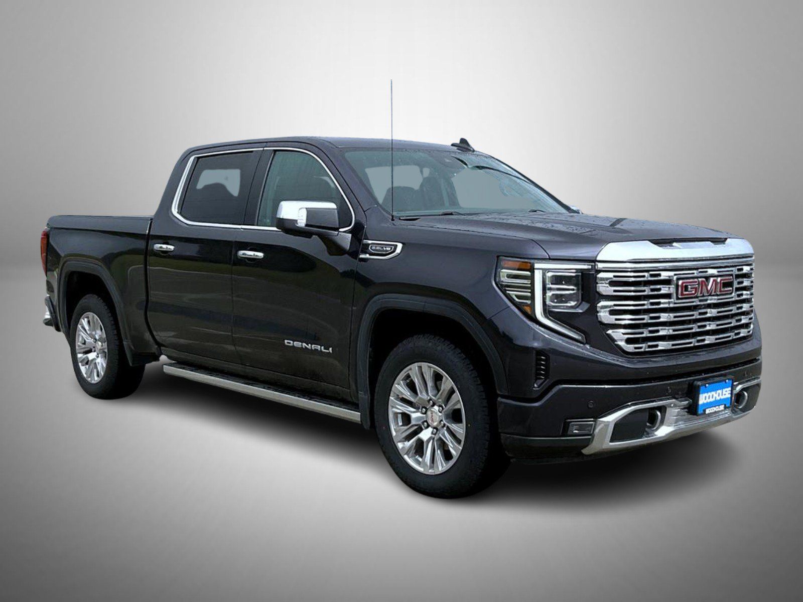 Used 2022 GMC Sierra 1500 Denali AWD/4WD image 3