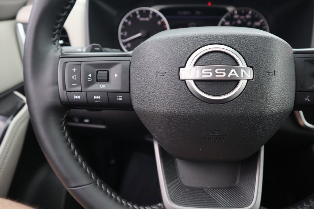 Certified 2025 Nissan Rogue SV AWD/4WD image 20