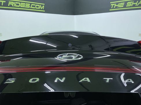 Used 2023 Hyundai Sonata SE w/ Preferred Accessory Package image 13