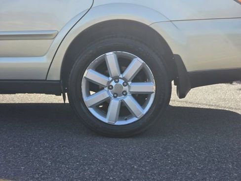 Used 2006 Subaru Outback 2.5i image 38