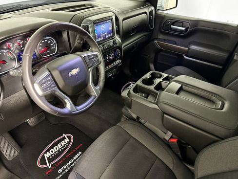 Used 2021 Chevrolet Silverado 1500 LT w/ Safety Package II AWD/4WD image 8