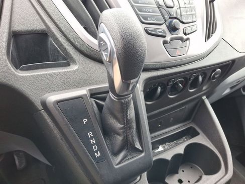 Used 2018 Ford Transit 350 XLT image 17