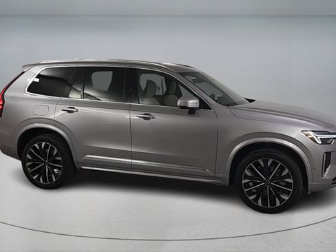Certified 2026 Volvo XC90 B6 Plus w/ Protection Package Premier AWD/4WD image 2