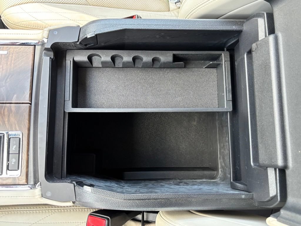 Used 2019 Ford Expedition Platinum RWD image 40
