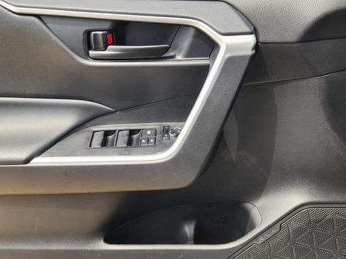 Used 2024 Toyota RAV4 LE FWD image 17