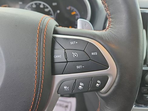 Used 2019 Jeep Grand Cherokee Summit image 20