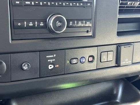 Used 2024 Chevrolet Express 2500 w/ Driver Convenience Package RWD image 23