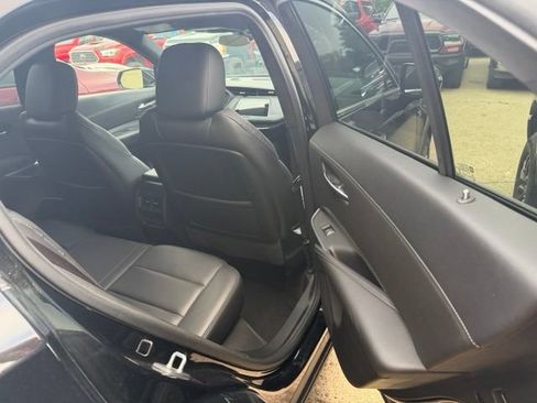 Used 2021 Cadillac XT4 Premium Luxury w/ Trailering Package AWD/4WD image 10
